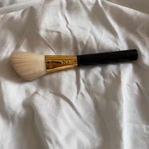 Tarte make up brush